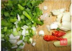 杭椒炒青豆丹的做法图解3