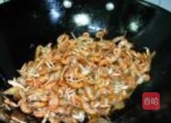 油炸桃花虾的做法图解2