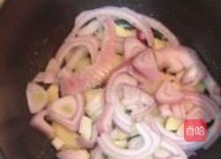 电饭煲焖鸡翅的做法图解9