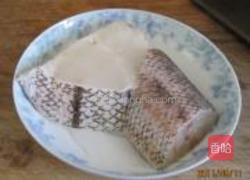 蒜香煎鳕鱼的做法图解1