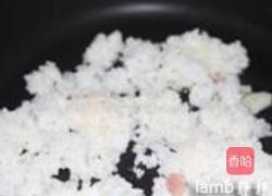 金枪鱼泡菜炒饭的做法图解4