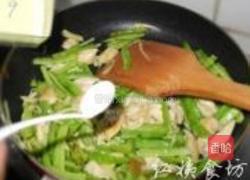 姜丝苦瓜炒鸡块的做法图解9