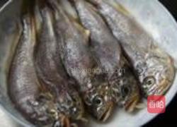 孜然小黄鱼的做法图解1