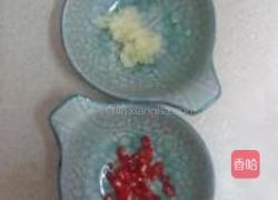 凉拌海蜇黄瓜塔的做法图解4