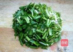 韭菜虾皮炒鸡蛋的做法图解1