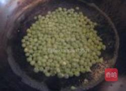 豌豆拌金针菇的做法图解2