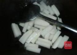 鱼丸肉片萝卜汤的做法图解5