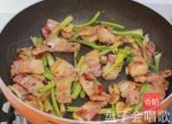 茶树菇炒咸肉的做法图解10