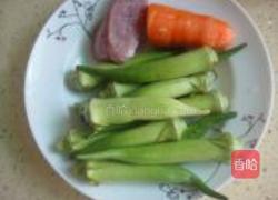 秋葵炒肉片的做法图解1
