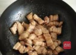 红烧肉焖蛋的做法图解3
