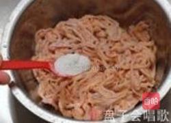 酸辣鸭肠的做法图解3