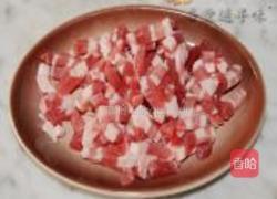 咸肉泡菜炒豆腐的做法图解2