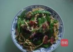 扁豆千张炒香肠的做法图解5