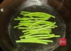 姜末豇豆的做法图解2