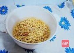 黄豆炖猪脚的做法图解2