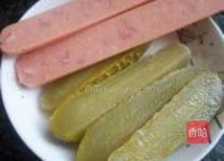 酸黄瓜寿司的做法图解2