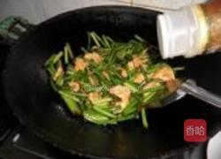 蒜苗炒蛋的做法图解7