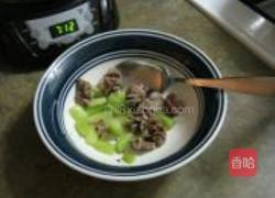 芹菜炒鸡胗的做法图解6