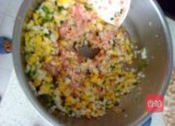玉米荸荠猪肉饺的做法图解4