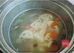 山药萝卜排骨汤的做法图解4