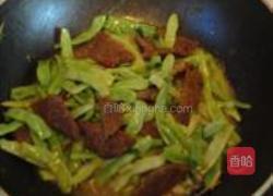 豆角烧肉饼的做法图解11