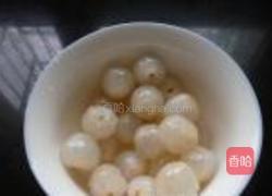 自制荔枝果肉果酱的做法图解1