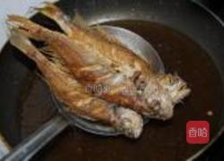 椒盐干炸小黄鱼的做法图解8