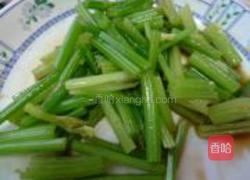 海米香芹拌豆干的做法图解5