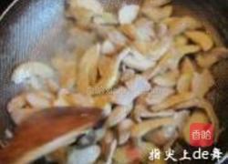 菱角炒肉片的做法图解7