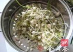 小根蒜盒子的做法图解1