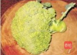 老干妈酱炒西兰花的做法图解1