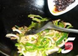 豆鼓青椒炒鱼干的做法图解5