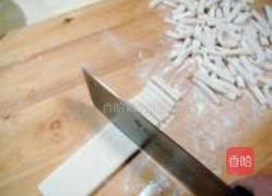 包菜炒面鱼的做法图解8