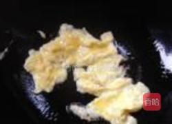肉松耗油炒饭的做法图解2