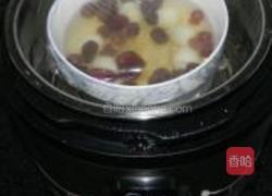 龙眼肉红枣炖鹌鹑蛋的做法图解3
