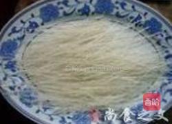红烧排骨干豆角炖粉条的做法图解2