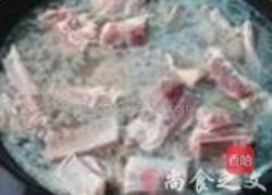 红烧排骨干豆角炖粉条的做法图解4