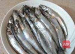 椒盐香酥多春鱼的做法图解3