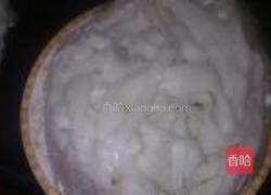 韭菜豆芽炒果条的做法图解1
