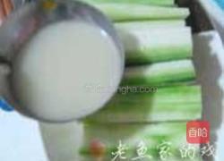 XO酱蒸水瓜的做法图解2