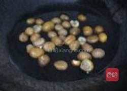 芹菜炒栗子的做法图解4
