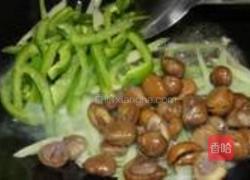 芹菜炒栗子的做法图解8