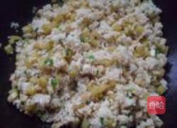 土豆鱼丸炒饭的做法图解14