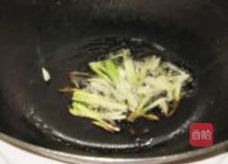 酸辣包菜丝的做法图解3