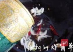 啤酒酱焖小黄鱼的做法图解6