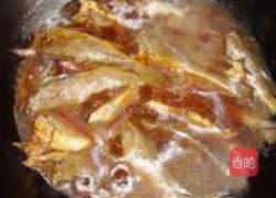 啤酒酱焖小黄鱼的做法图解8
