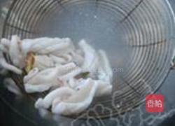 青椒鱿鱼花的做法图解4