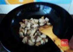 鹌鹑蛋烧热的做法图解3