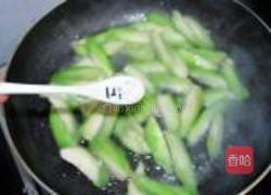 丝瓜炒毛豆籽的做法图解10