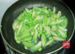 丝瓜炒毛豆籽的做法图解12